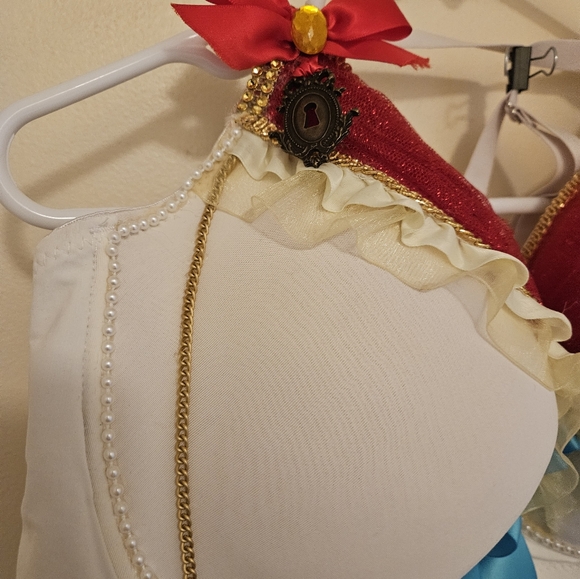 Alice In Wonderland bra - Picture 3 of 6